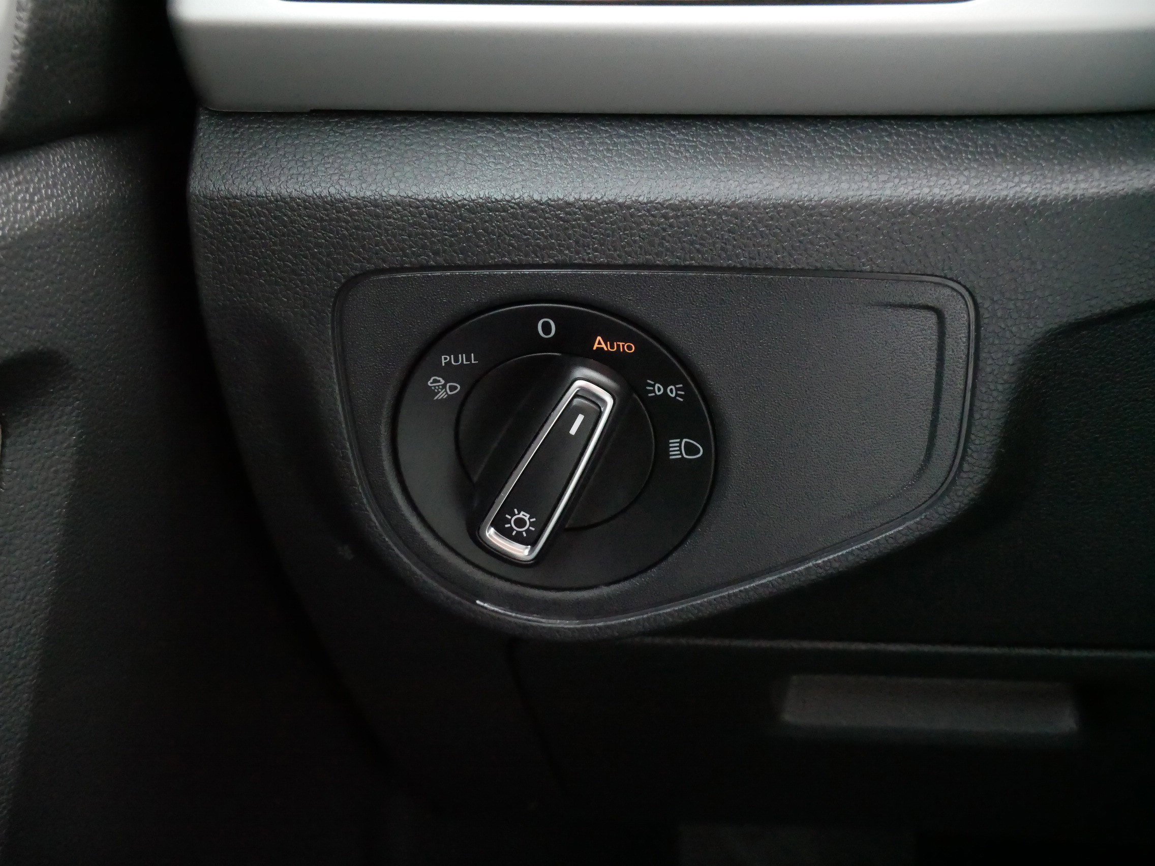 Certified 2023 Volkswagen Atlas SE AWD/4WD image 26