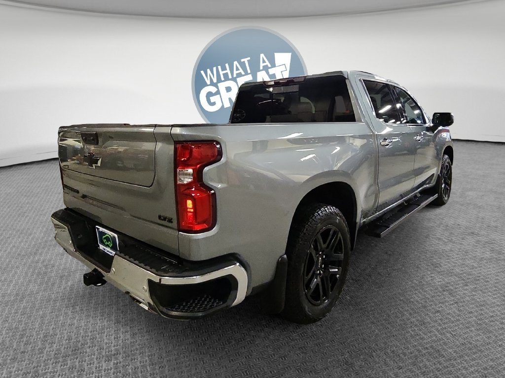 Used 2023 Chevrolet Silverado 1500 LTZ w/ Technology Package AWD/4WD image 4