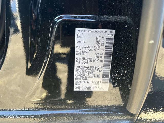 Used 2025 Nissan Frontier PRO-4X image 18