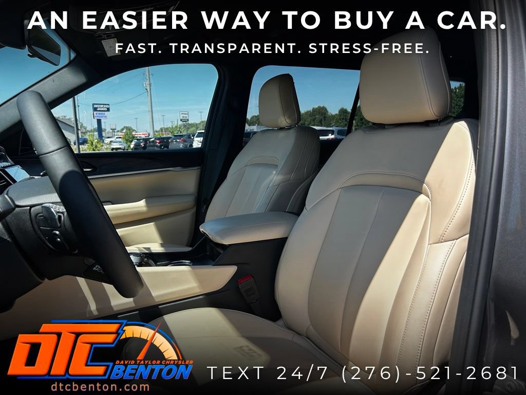 Used 2025 Jeep Grand Cherokee L Limited AWD/4WD image 10