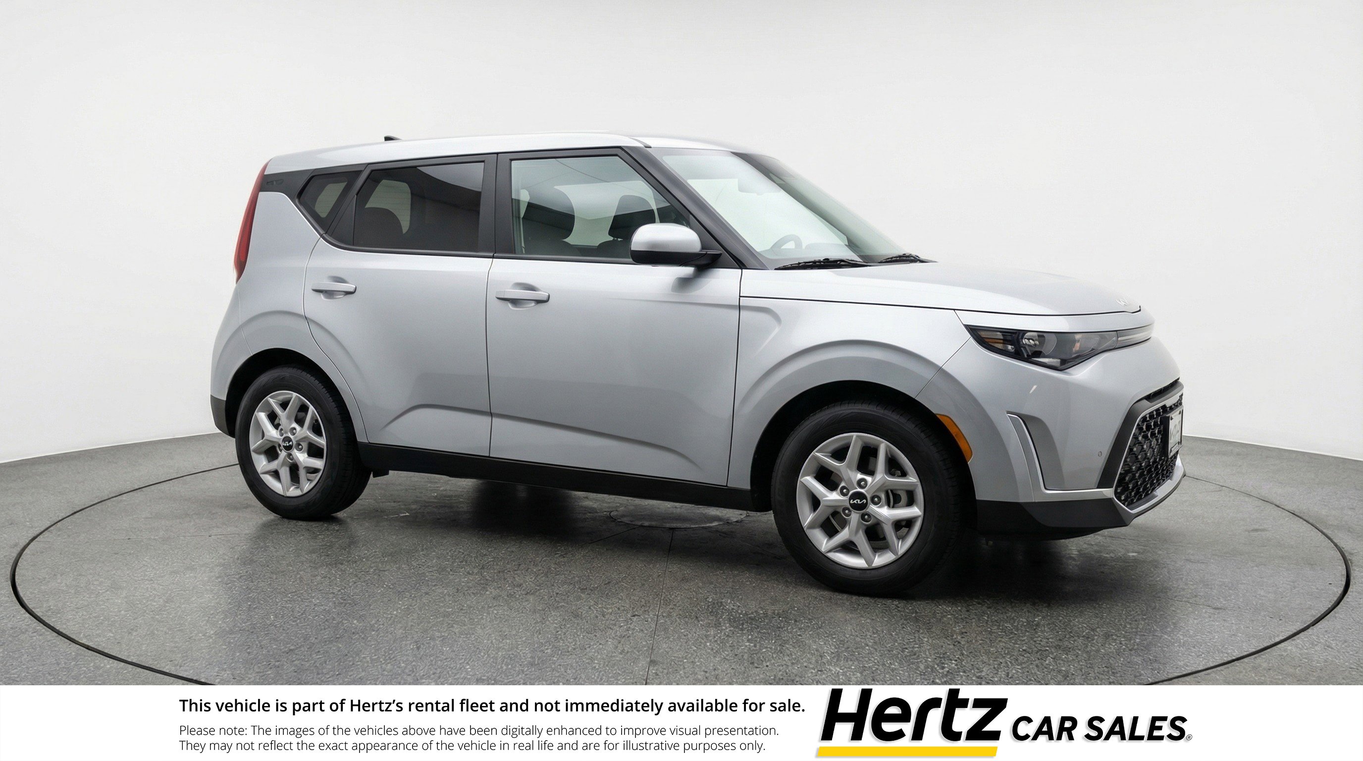 Used 2025 Kia Soul LX w/ LX Technology Package FWD image 1