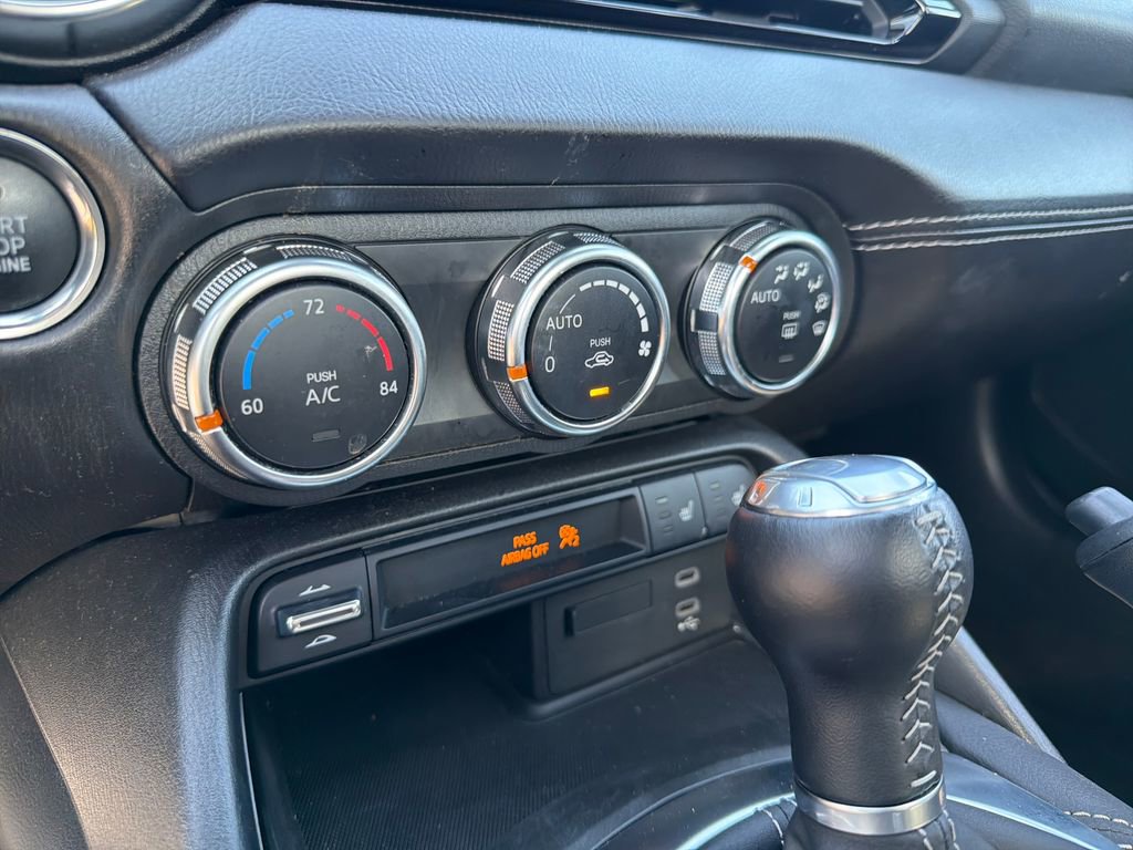 Used 2025 MAZDA MX-5 Miata RF Grand Touring image 28