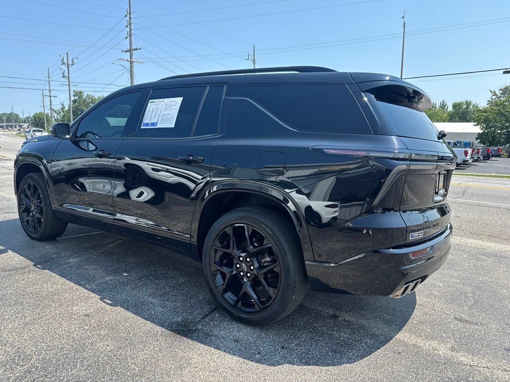 Used 2024 Chevrolet Traverse RS w/ LPO, Floor Liner Package AWD/4WD image 5