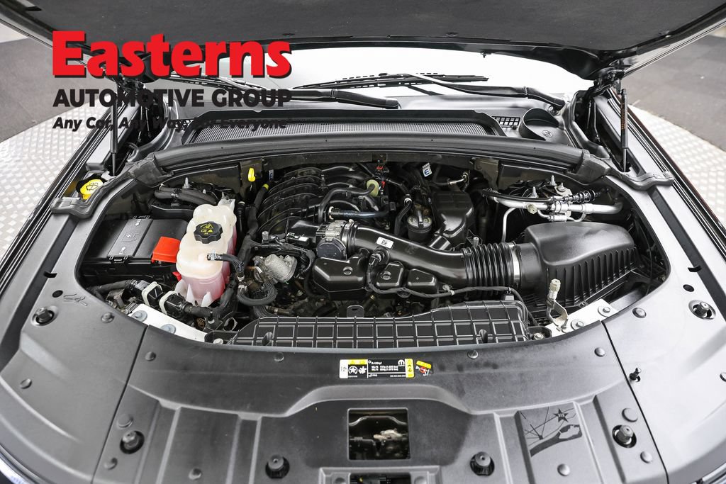 Used 2023 Jeep Grand Cherokee L Laredo AWD/4WD image 9