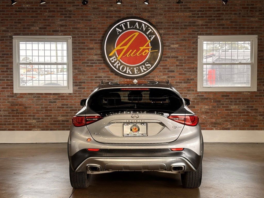 Used 2018 INFINITI QX30 Premium w/ Technology Package image 35