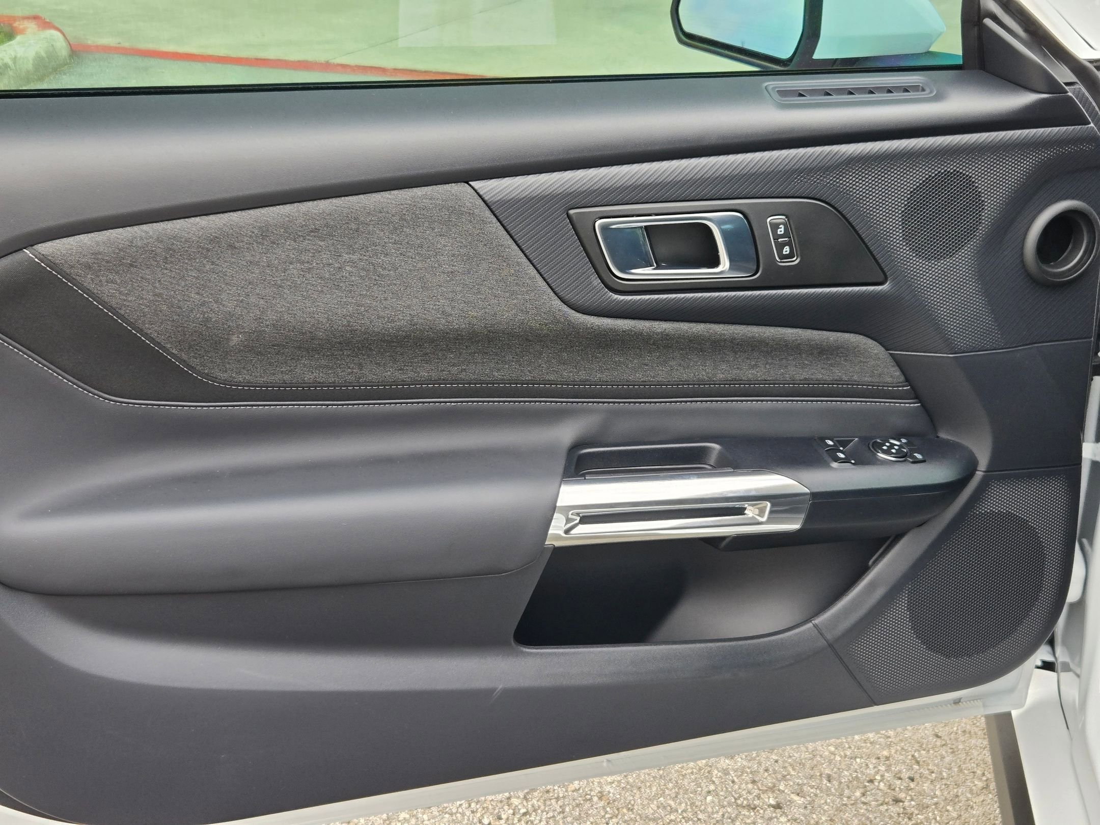 Used 2025 Ford Mustang GT RWD image 10