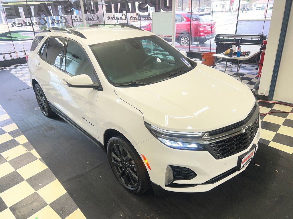Used 2023 Chevrolet Equinox RS AWD/4WD image 17