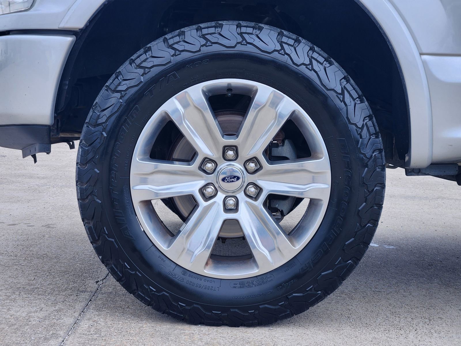 Used 2018 Ford F150 Platinum image 11