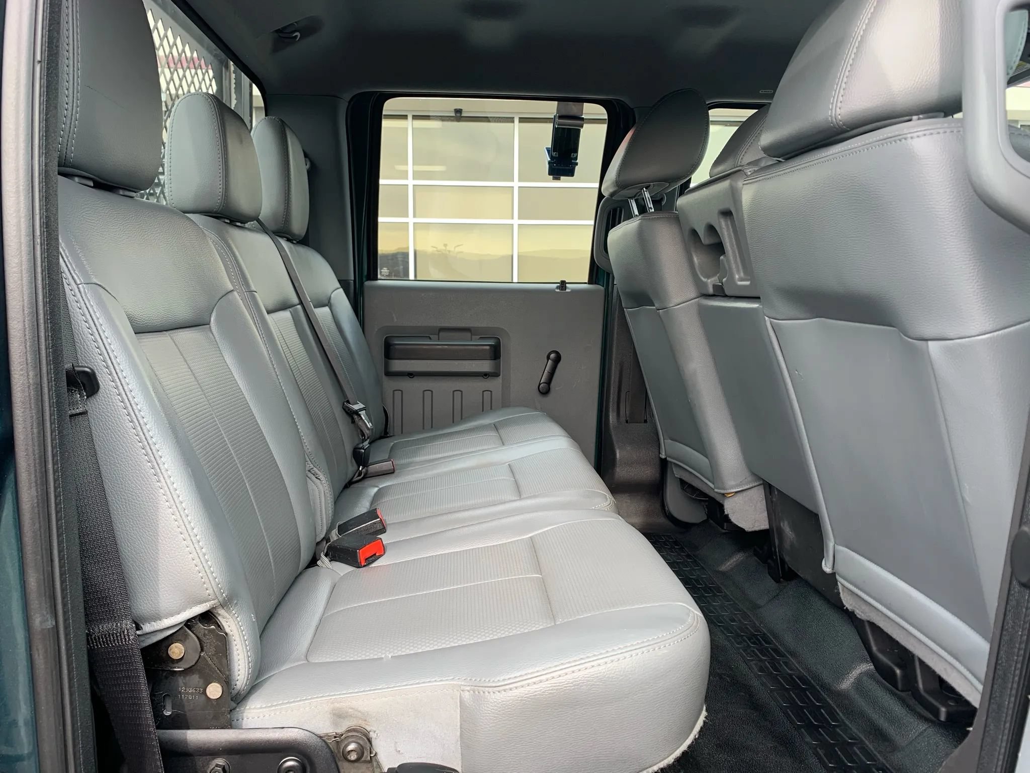 Used 2011 Ford F550 2WD Crew Cab Super Duty w/ Trailer Tow Pkg image 28