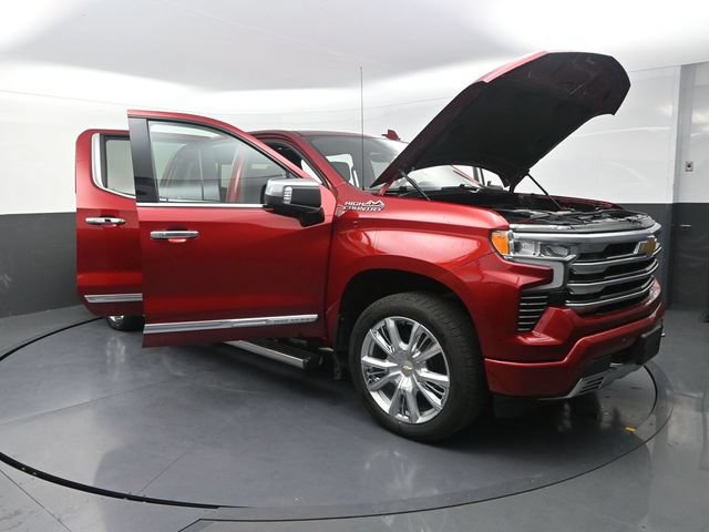 Used 2023 Chevrolet Silverado 1500 High Country w/ High Country Premium Package AWD/4WD image 29