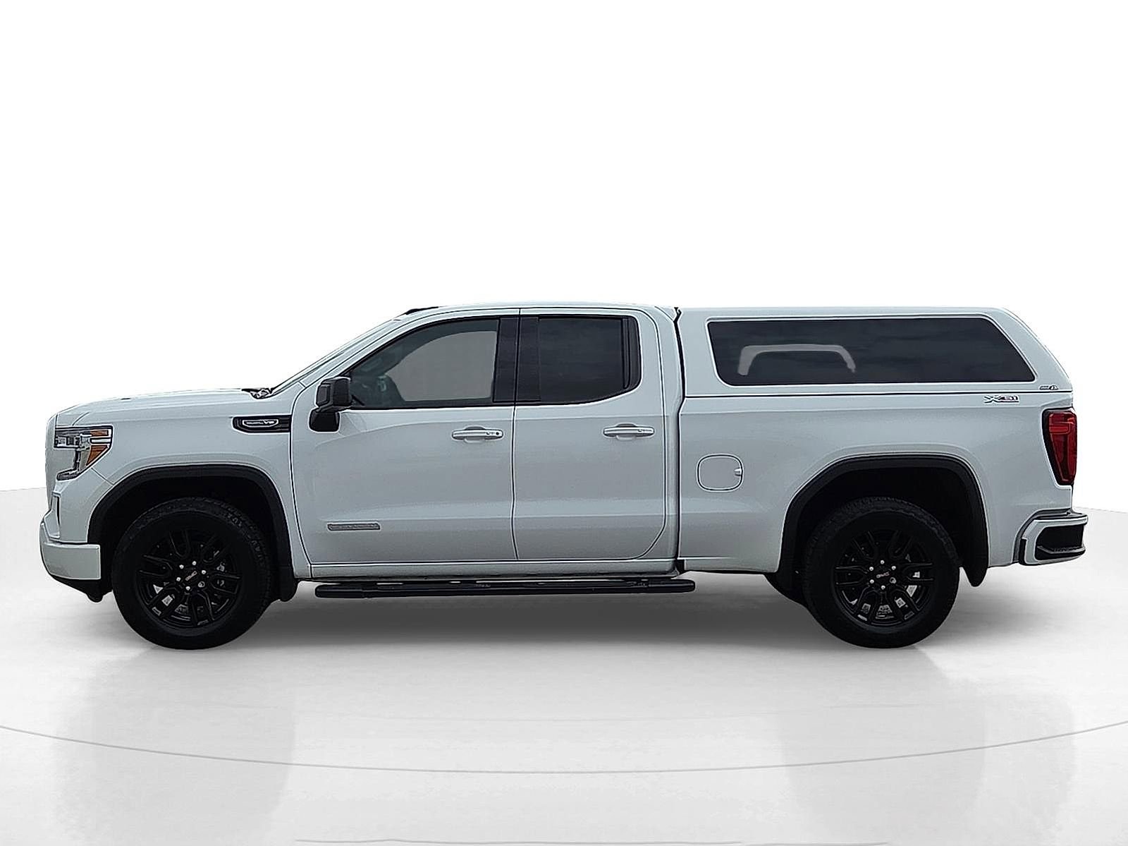 Used 2020 GMC Sierra 1500 Elevation w/ Elevation Value Package image 3