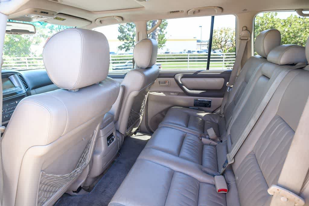 Used 2006 Toyota Land Cruiser AWD/4WD image 18