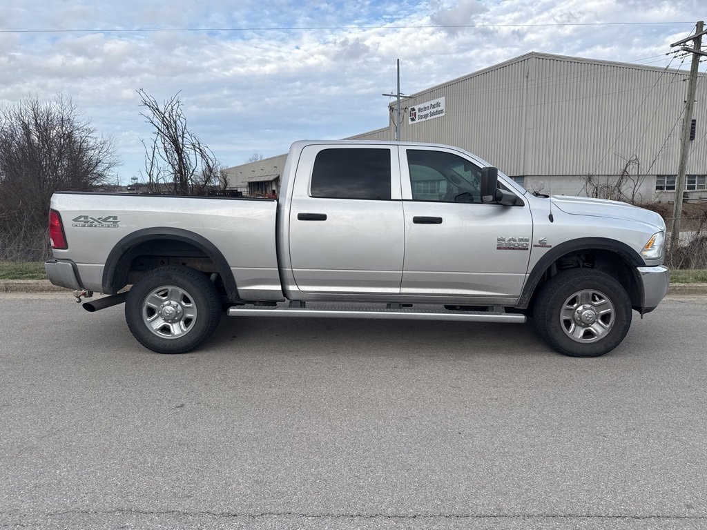 Used 2018 RAM 2500 Tradesman w/ Chrome Appearance Group image 4
