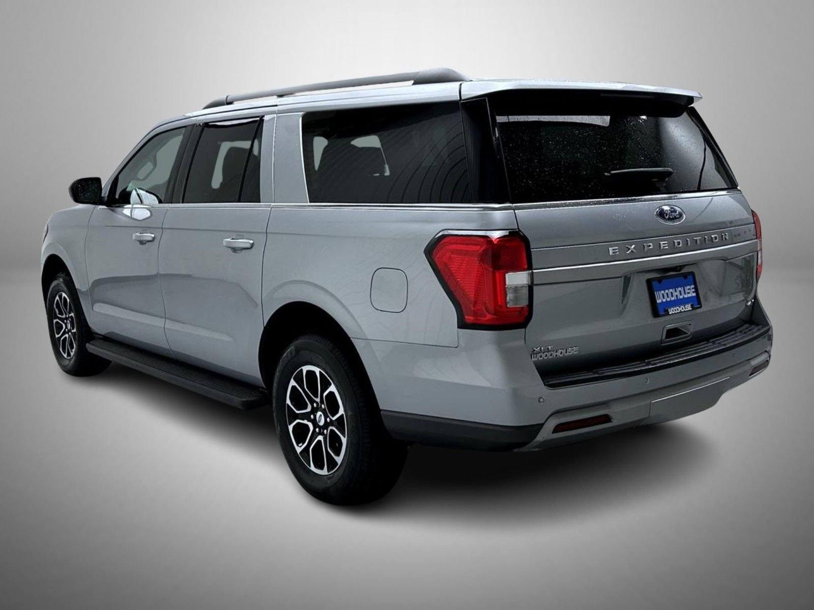Used 2024 Ford Expedition Max XLT AWD/4WD image 7