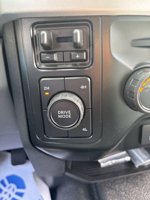 New 2026 Ford F550 4x4 Crew Cab image 37