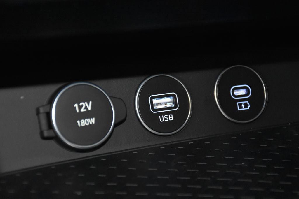 New 2026 Genesis G70 2.5T RWD image 16