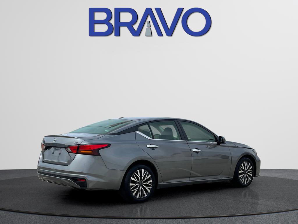 Used 2023 Nissan Altima 2.5 SV image 6
