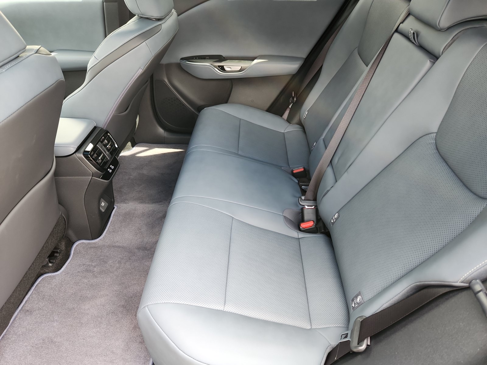 New 2026 Lexus RZ 450e AWD image 17