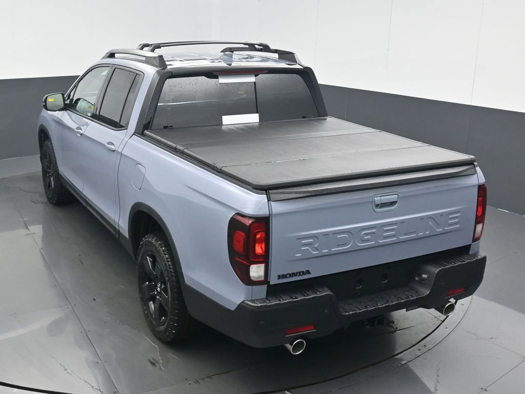New 2026 Honda Ridgeline Black Edition image 3