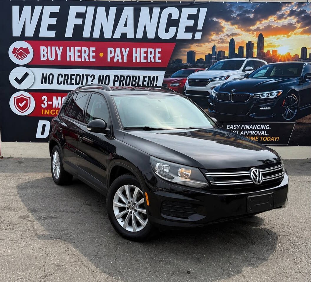 Used 2017 Volkswagen Tiguan Limited w/ Premium Package AWD/4WD image 1
