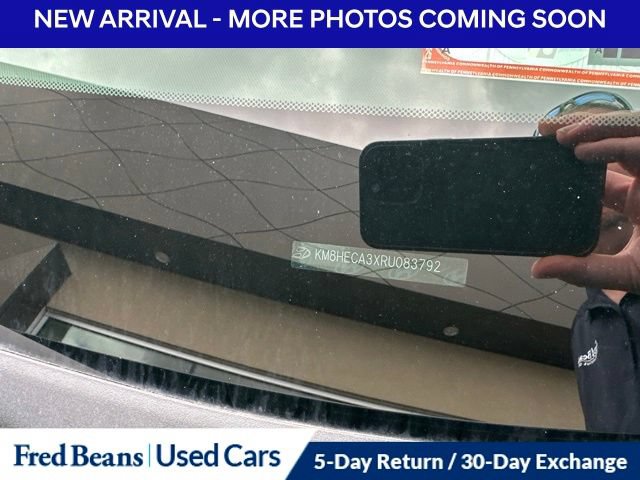 Used 2024 Hyundai Kona Limited AWD/4WD image 3