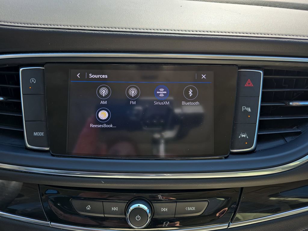 Used 2023 Buick Enclave Essence w/ Experience Buick Package image 26