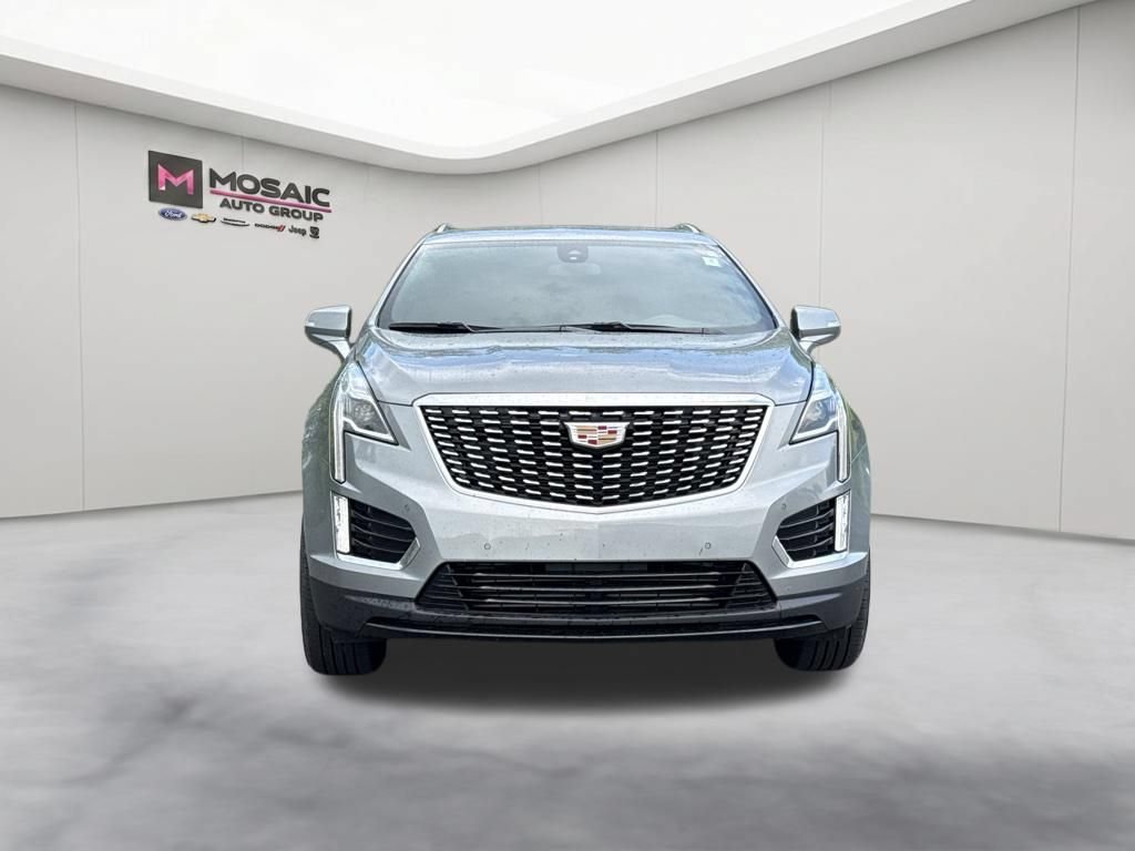 Used 2024 Cadillac XT5 Luxury FWD image 3