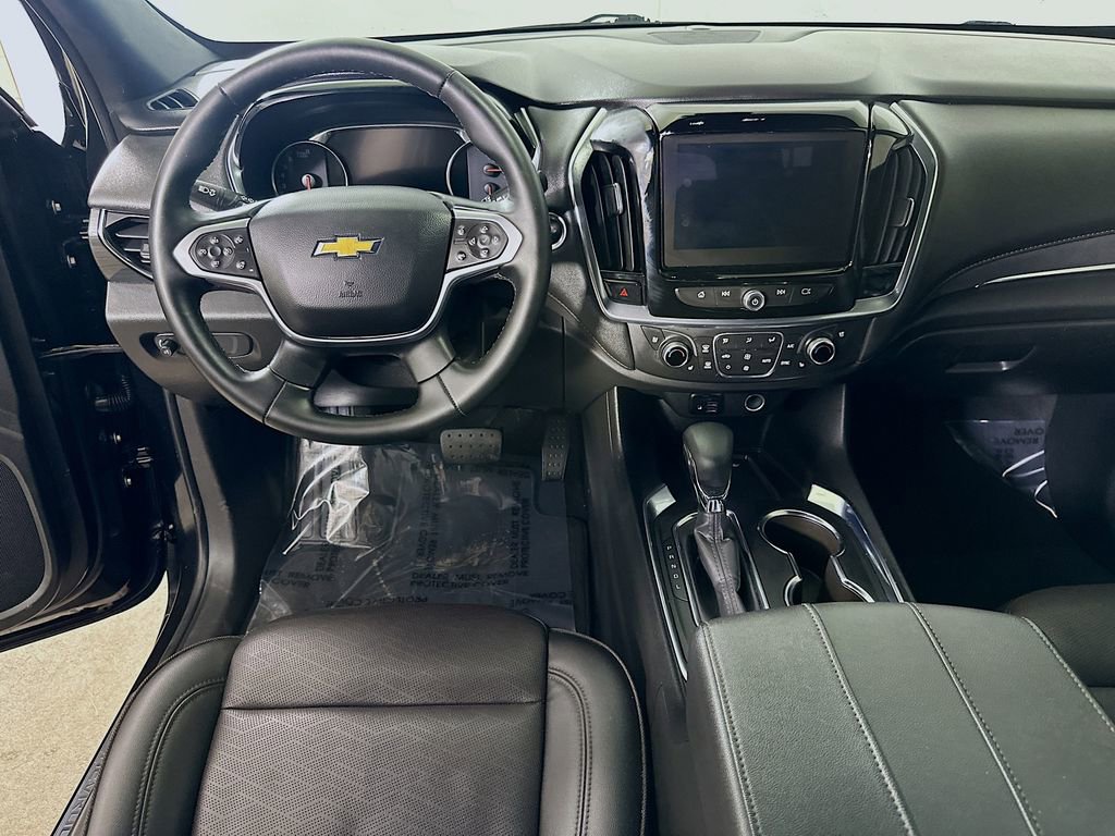 Used 2023 Chevrolet Traverse High Country image 18