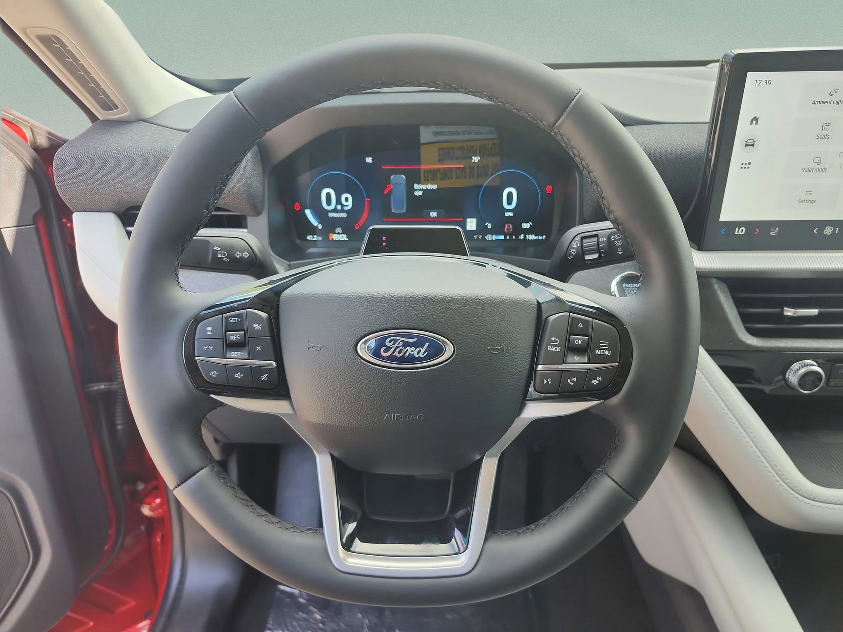 New 2026 Ford Explorer Platinum w/ LUX Leather Package image 9