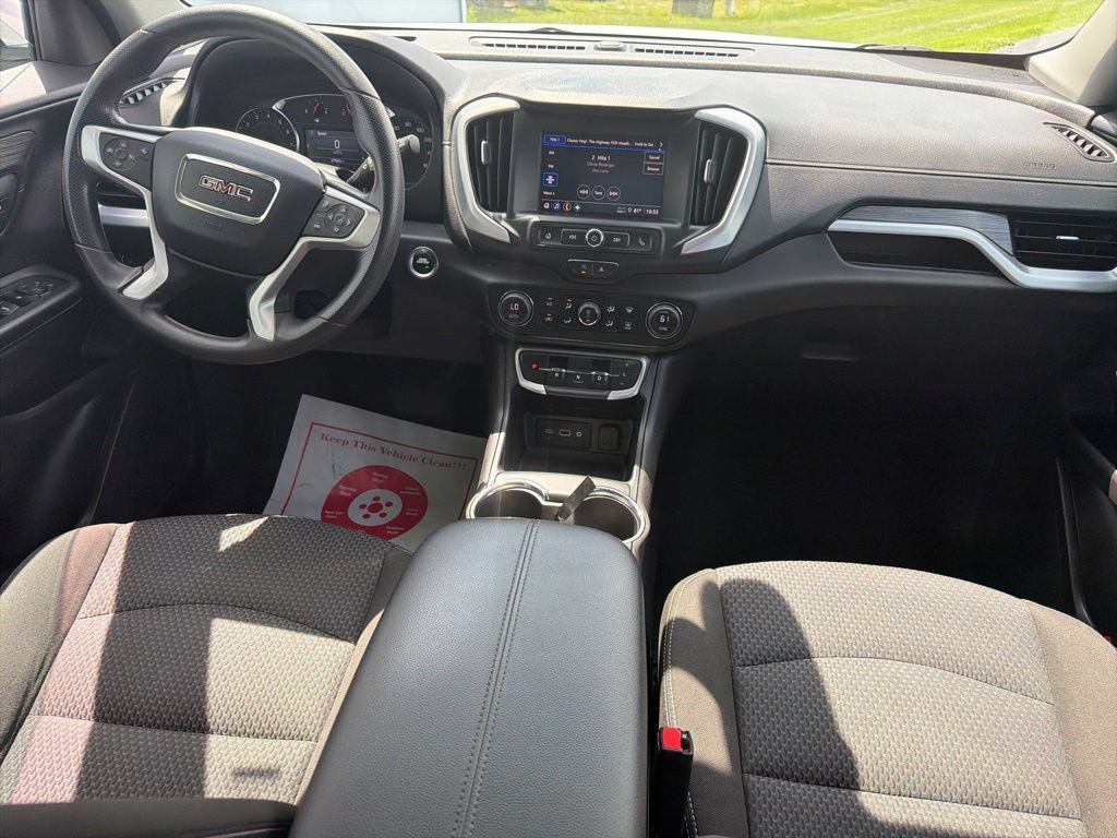 Used 2024 GMC Terrain SLE w/ Driver Convenience Package FWD image 7