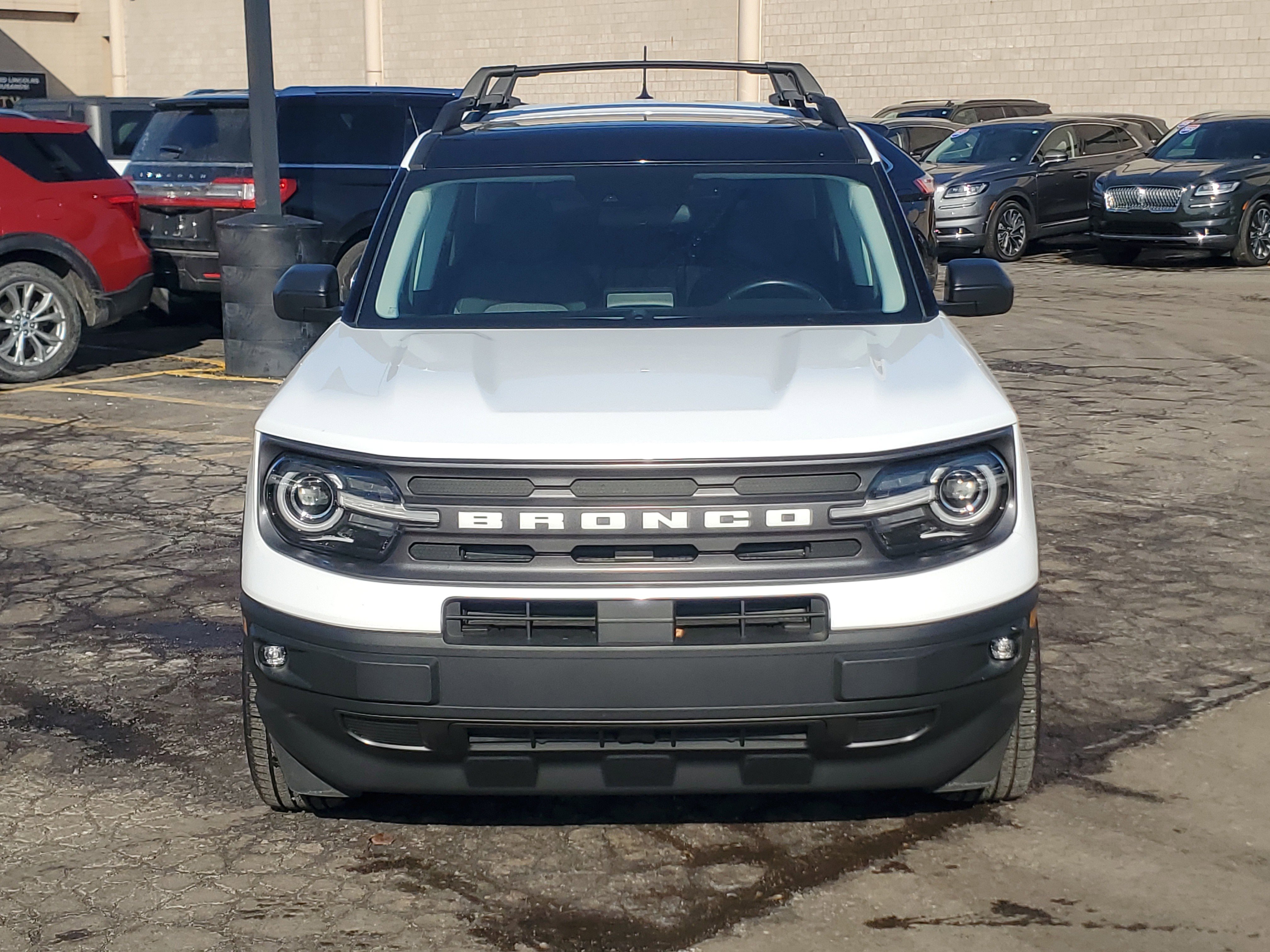 Used 2021 Ford Bronco Sport Big Bend w/ Big Bend Package AWD/4WD image 2