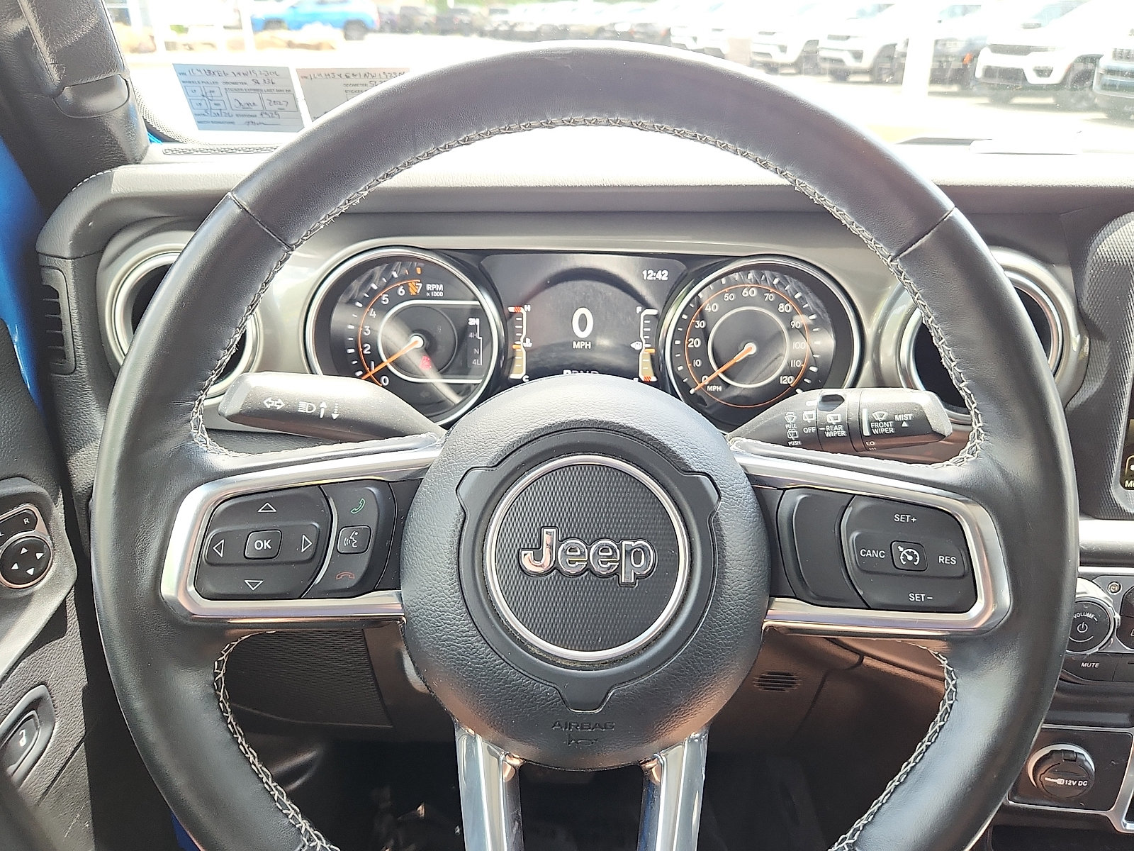 Used 2022 Jeep Wrangler Unlimited Sahara w/ Cold Weather Group AWD/4WD image 18