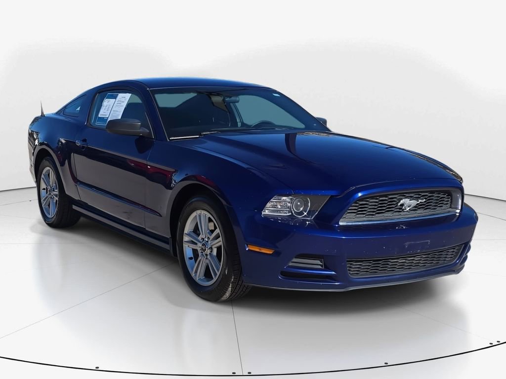 Used 2014 Ford Mustang Coupe video 2