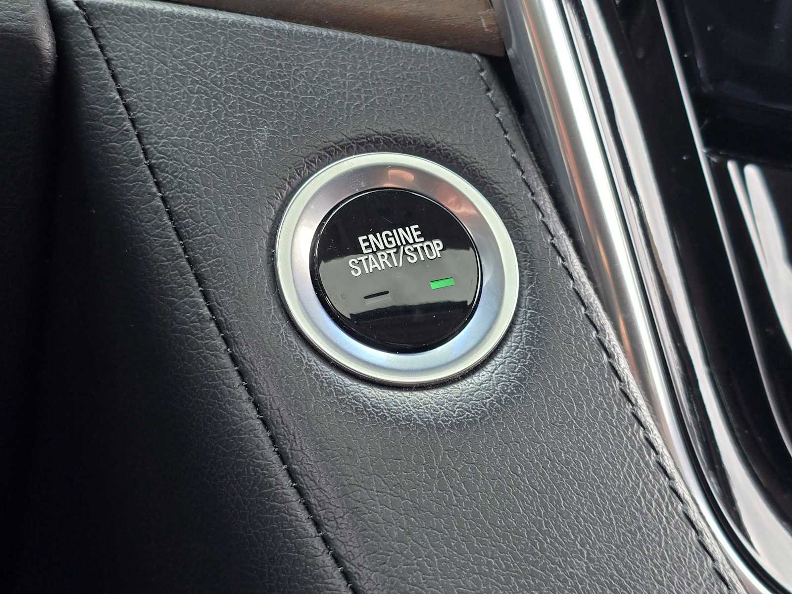 Used 2015 Cadillac Escalade Premium AWD/4WD image 37