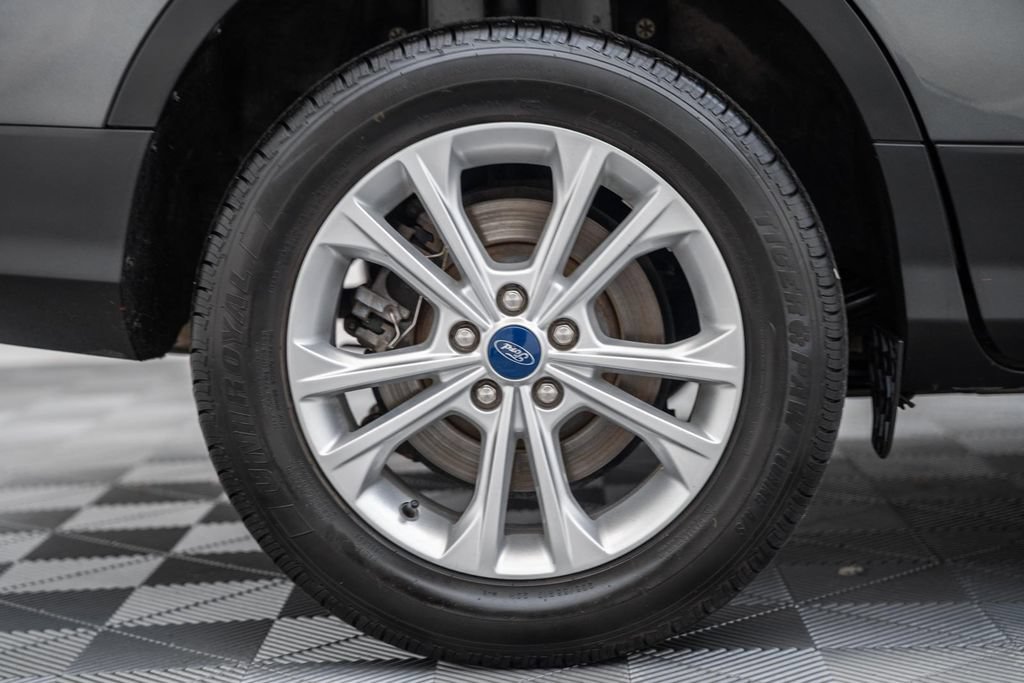 Used 2018 Ford Escape SEL FWD image 18