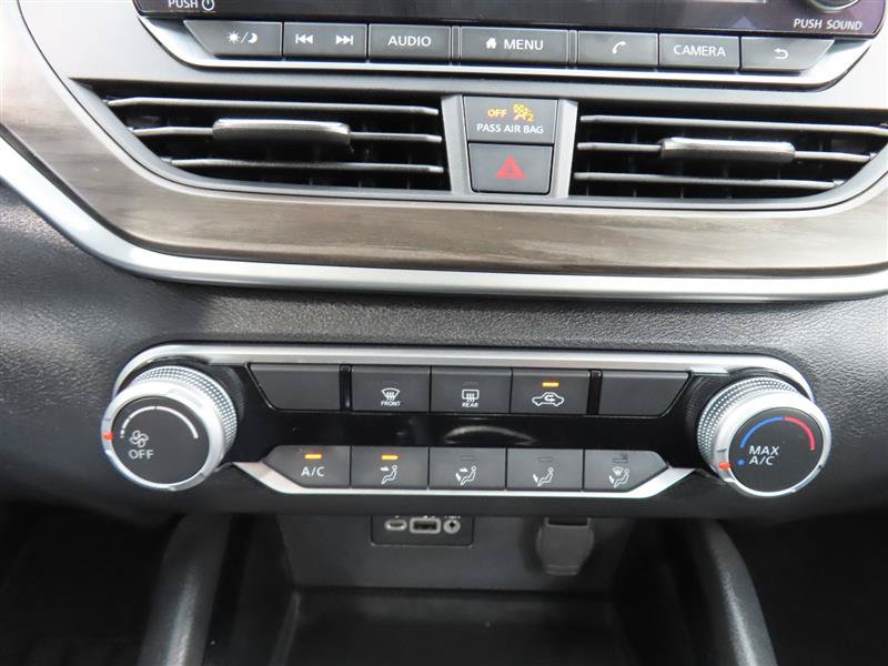 Used 2024 Nissan Altima 2.5 SV FWD image 23