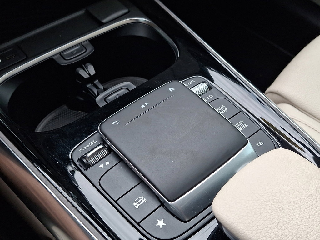 Used 2021 Mercedes-Benz GLA 250 4MATIC image 29