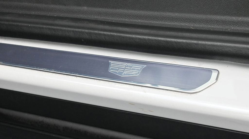 Used 2023 Cadillac XT4 Sport FWD image 19