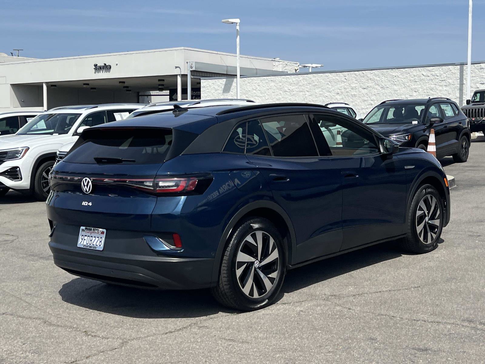 Used 2023 Volkswagen ID.4 Pro image 25