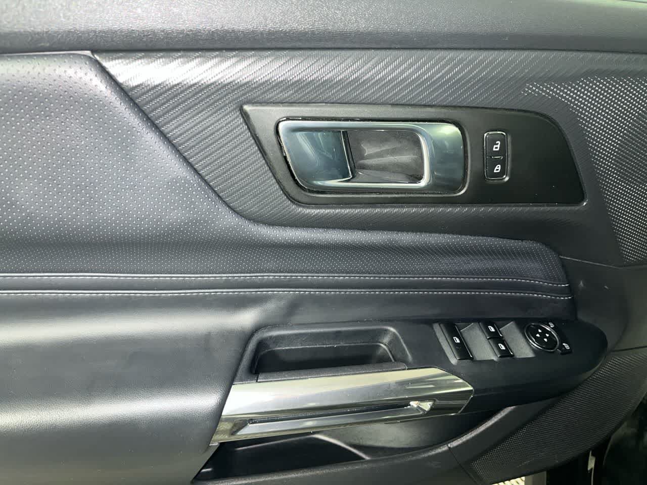 Used 2025 Ford Mustang Premium RWD image 13