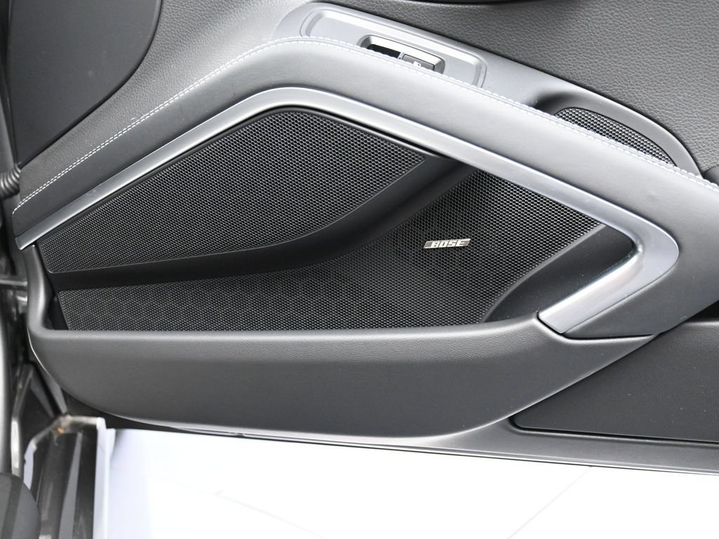 New 2025 Porsche 718 Cayman RWD image 25