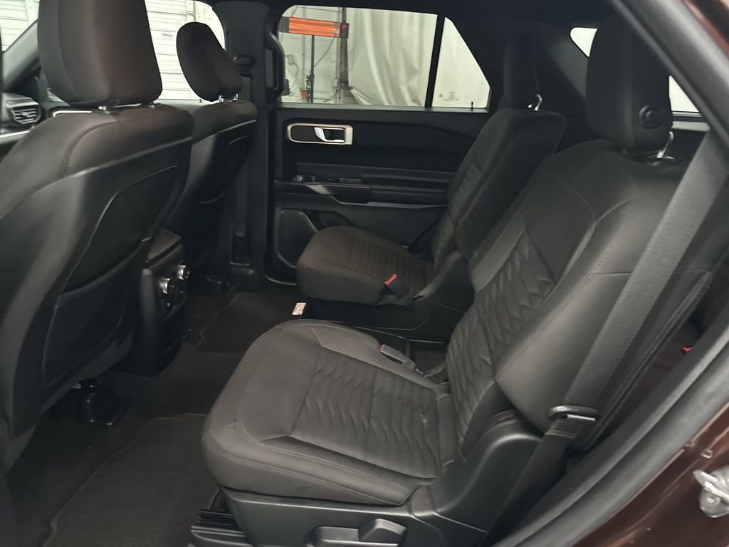 Used 2020 Ford Explorer XLT image 24