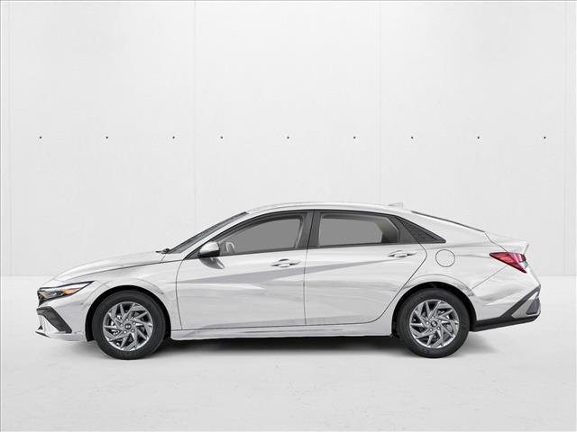 New 2026 Hyundai Elantra SEL Sport Premium image 3