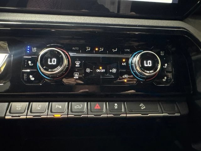 Used 2026 GMC Sierra 2500 AT4 AWD/4WD image 14