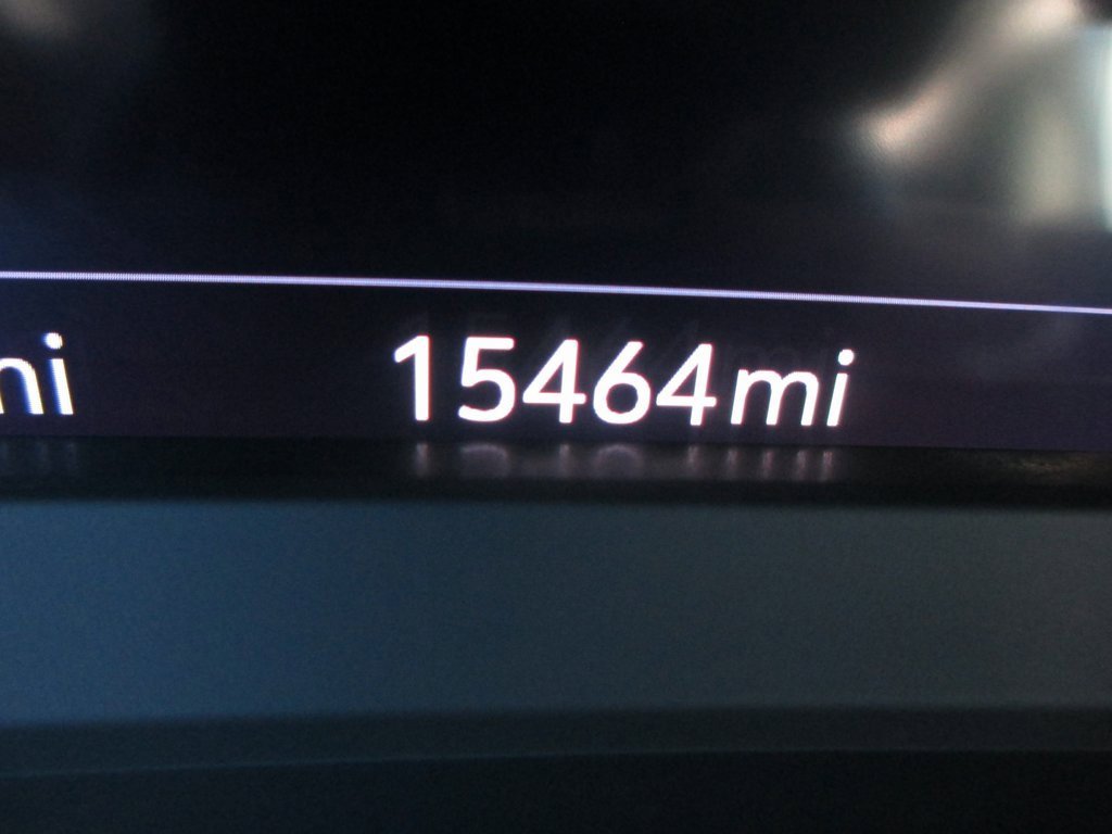 Used 2024 Cadillac XT6 Premium Luxury w/ Technology Package image 33