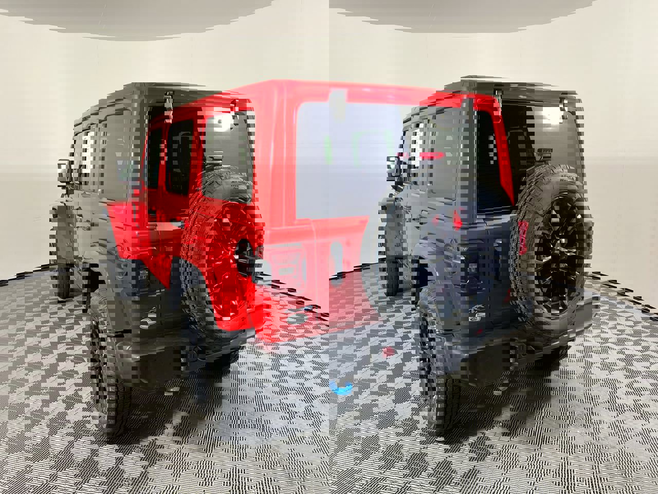 Used 2024 Jeep Wrangler Sahara image 6
