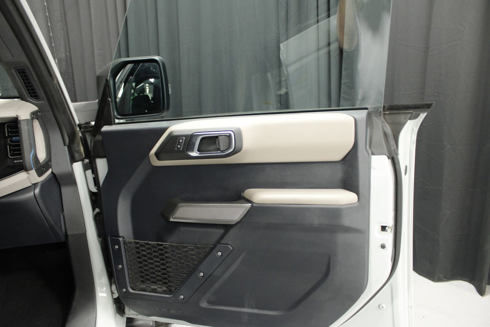 Used 2023 Ford Bronco Wildtrak image 26