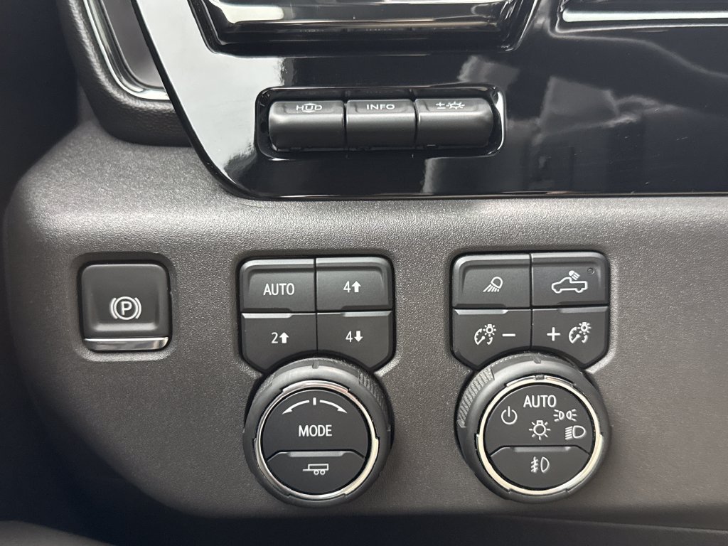 Certified 2025 Chevrolet Silverado 1500 ZR2 w/ Technology Package AWD/4WD image 37