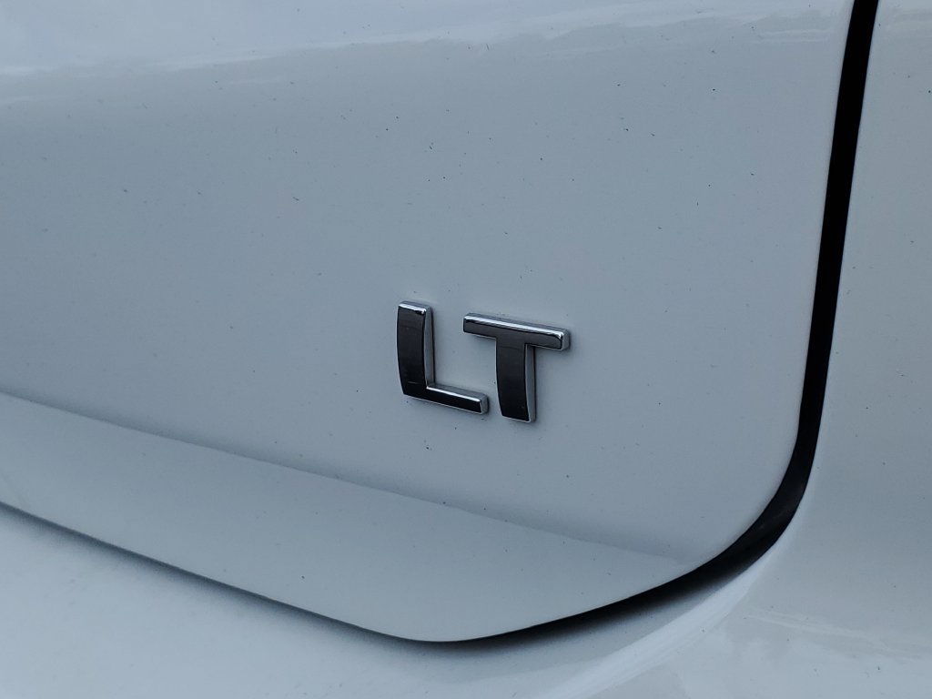 Used 2024 Chevrolet Equinox LT w/ LPO, Floor Liner Package FWD image 33