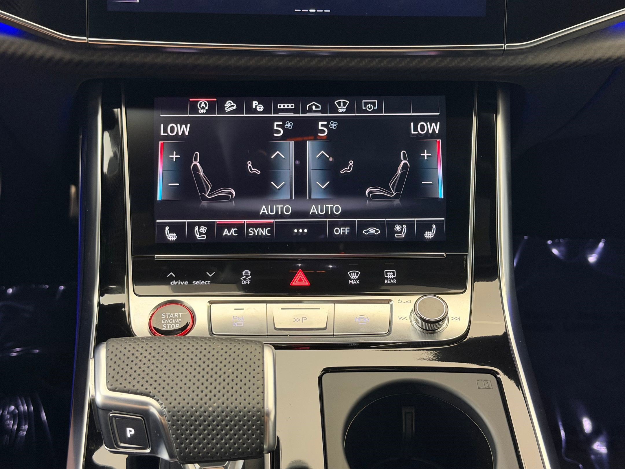 Used 2024 Audi SQ8 Prestige image 26